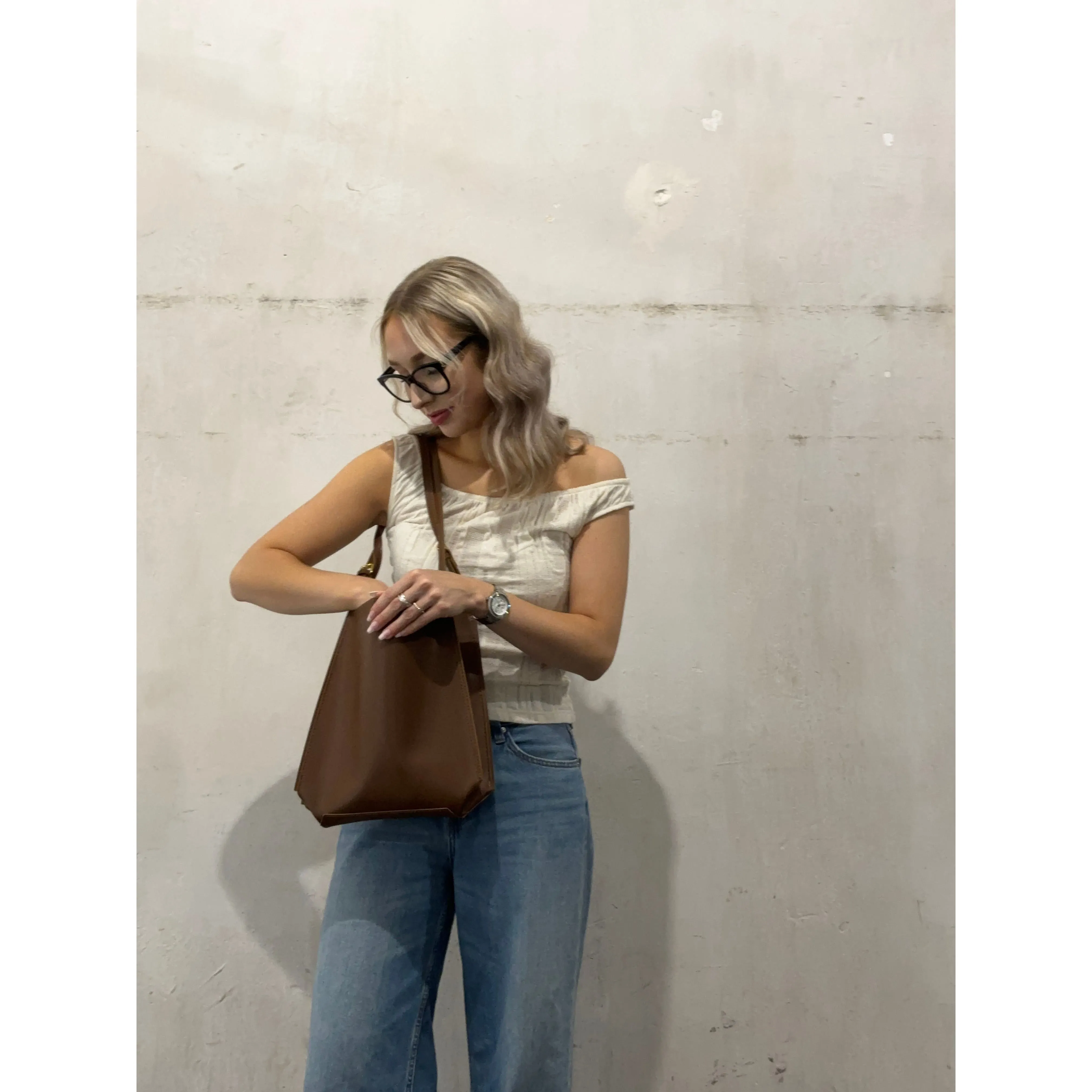 Andrina Bag - Schicke Retro Alltagstasche für Damen