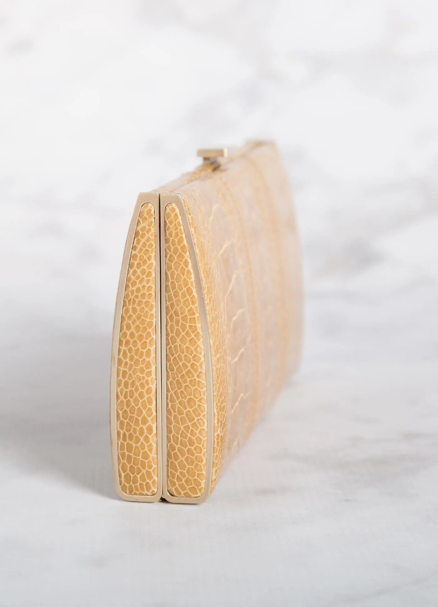 Box Wallet, Tan Ostrich Sh., Gold-Tone