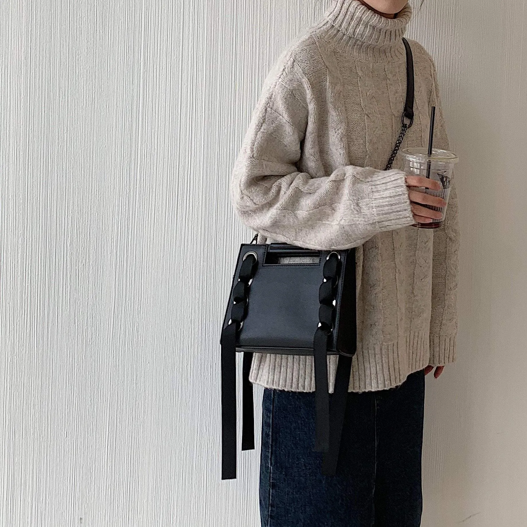 Elegant Ribbon Thin Chain Strap Small Black Shoulder Bag