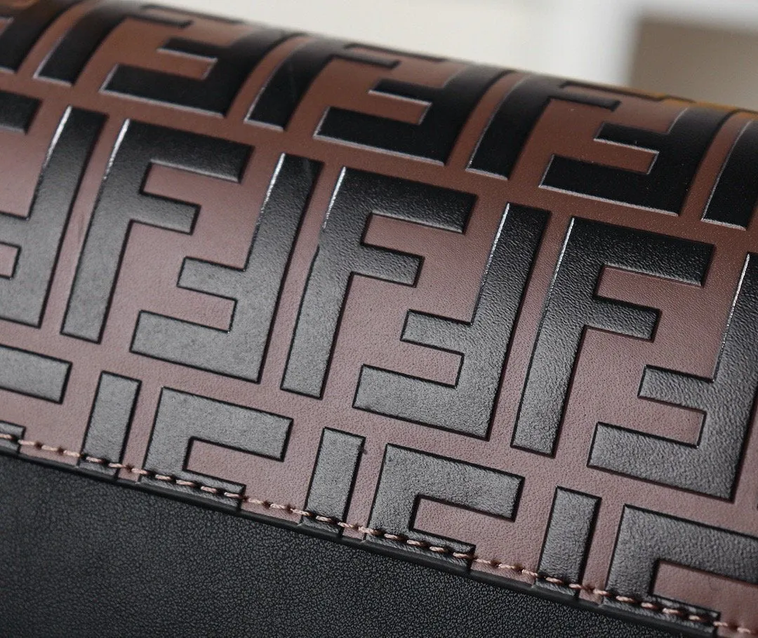 EN   Designer bags by Fendi 072