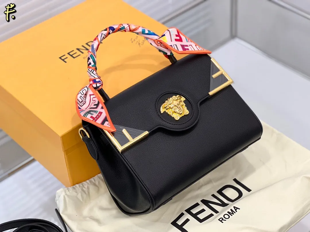 EN   Designer bags by Fendi 246