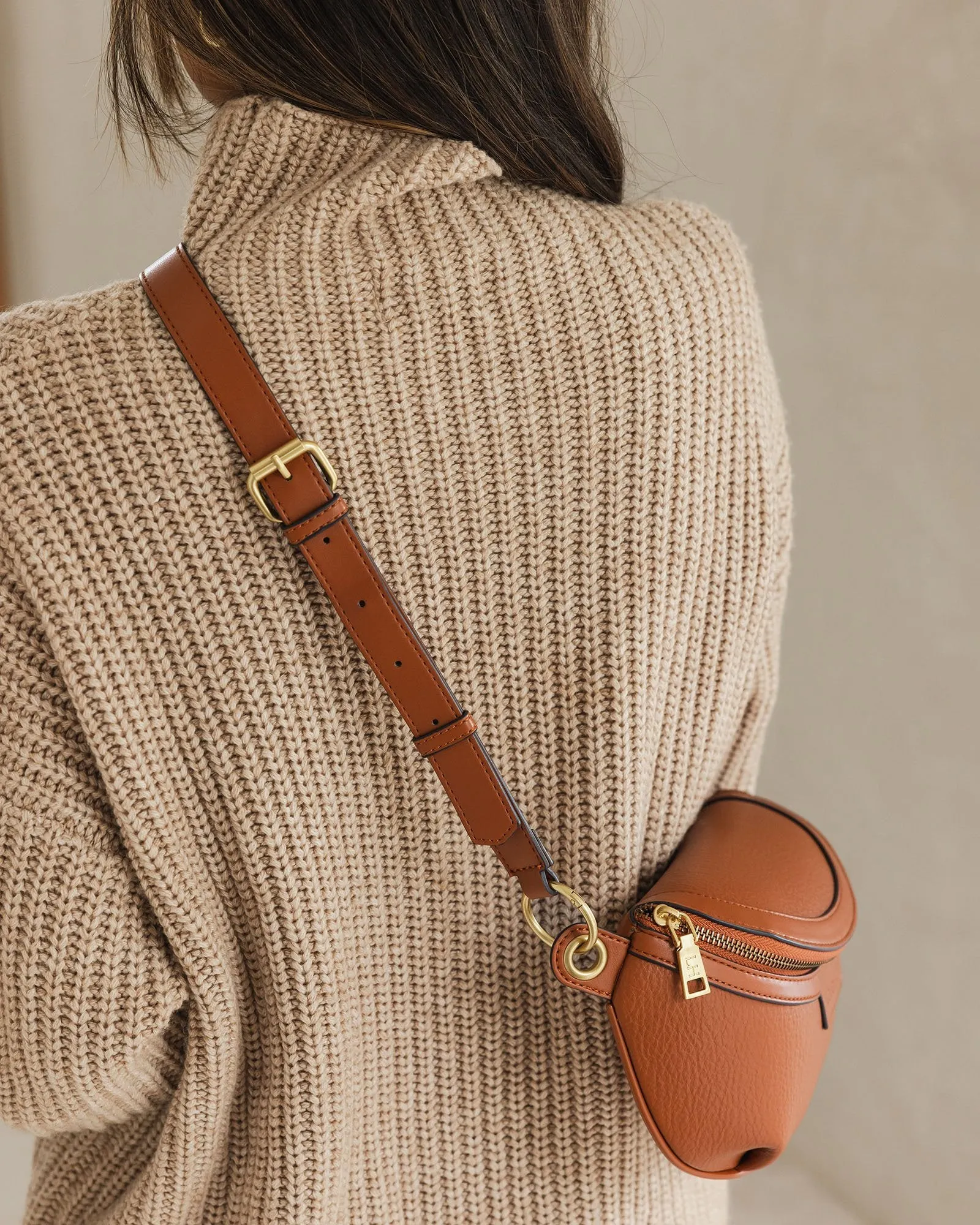 Joey Sling Bag