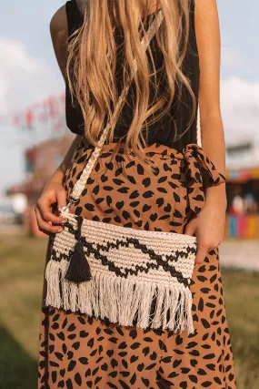 Kisses In Key Largo Crossbody In Black