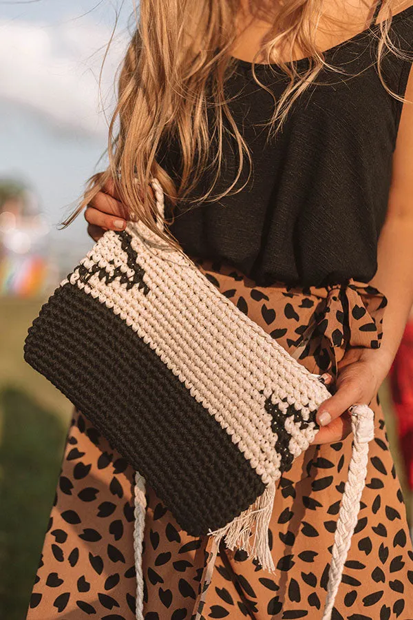 Kisses In Key Largo Crossbody In Black