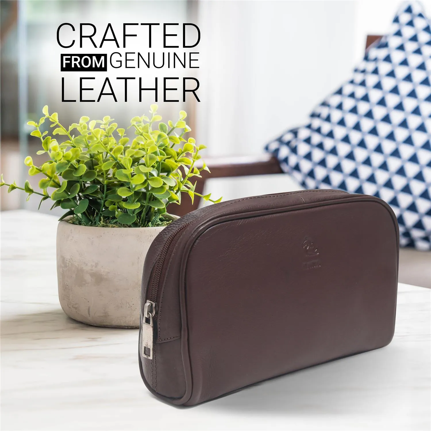 Malia Black Leather Wash Bag for Men and Women