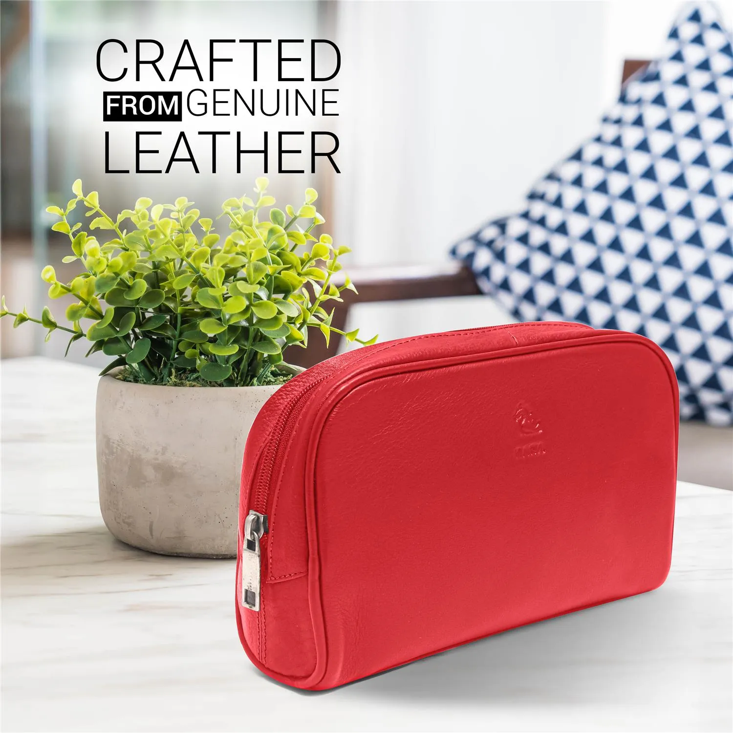 Malia Black Leather Wash Bag for Men and Women