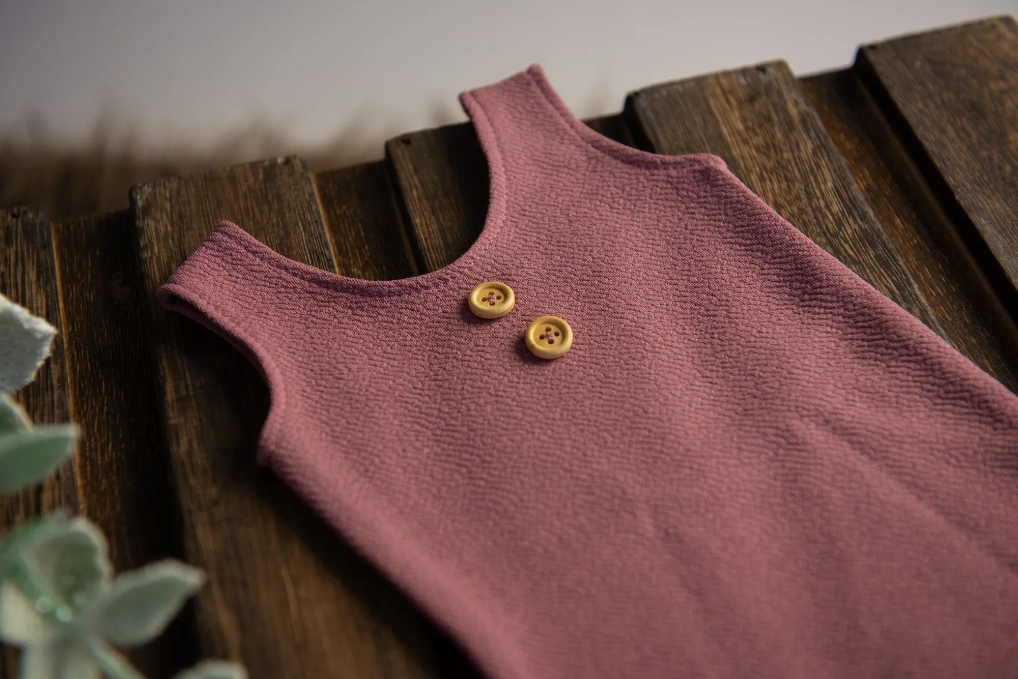 Sleeveless Stitch Romper - Textured - Mauve